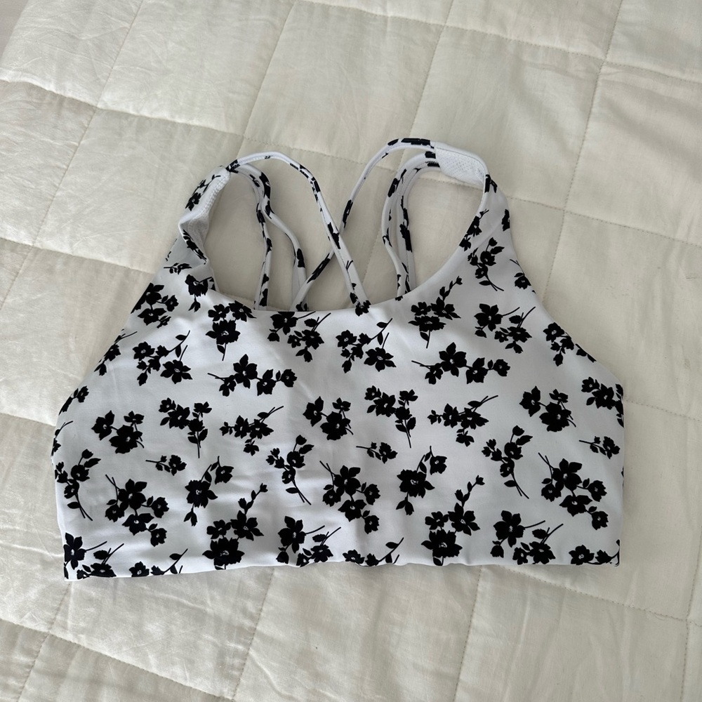 Senita straps sports bra size M